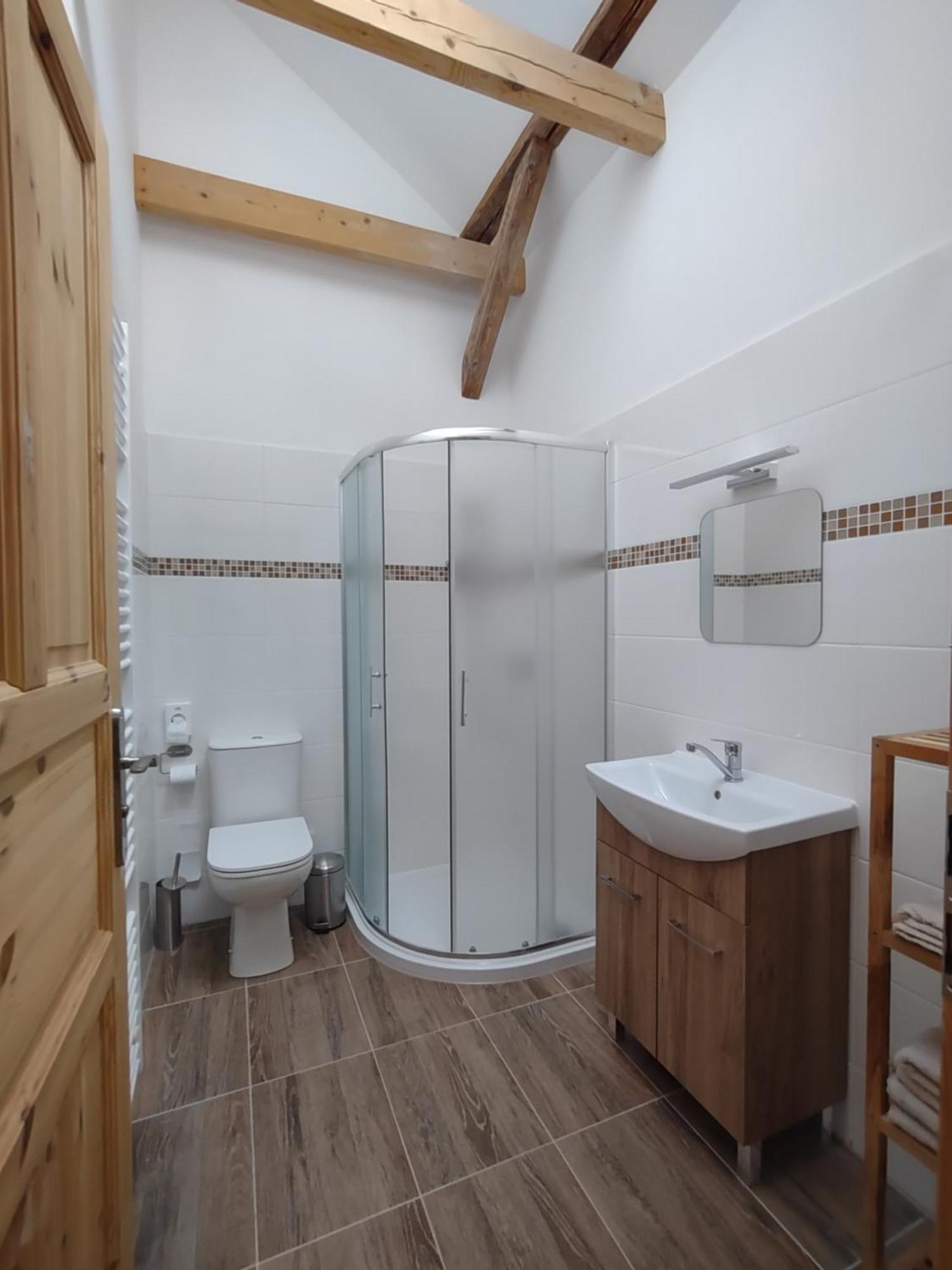Pekloveske Apartmany V Ceskem Raji Železnice Exterior foto